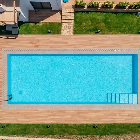 Eos Luxury Semesteranläggning (resort) Kryopigi
