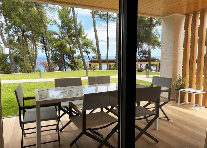 Eos Luxury * Kryopigi