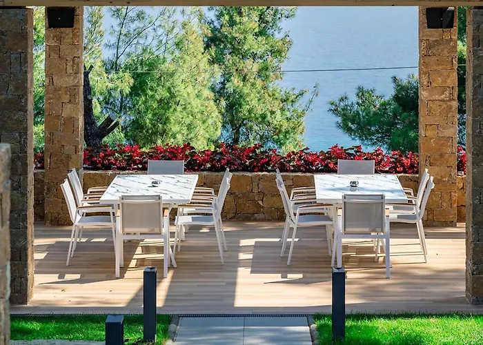 Eos Luxury * Kryopigi