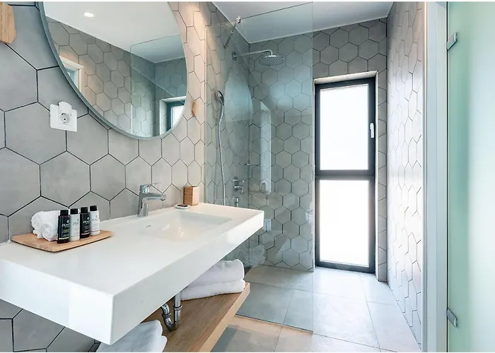 Eos Luxury * Kryopigi