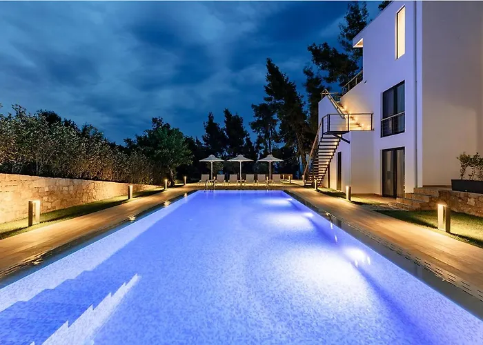 Eos Luxury كريوبيجي